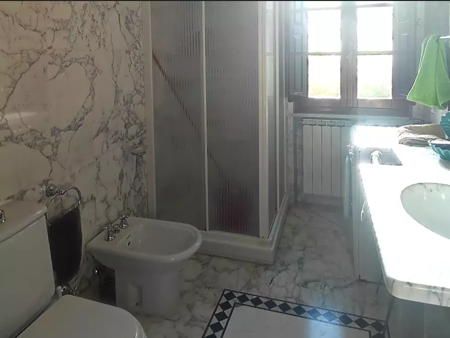 Immagine 7 di Casa indipendente in vendita  a Pietrasanta