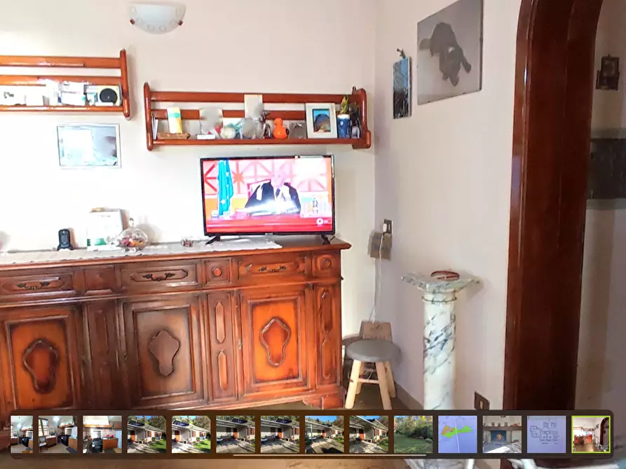 Immagine 29 di Casa indipendente in vendita  a Pietrasanta