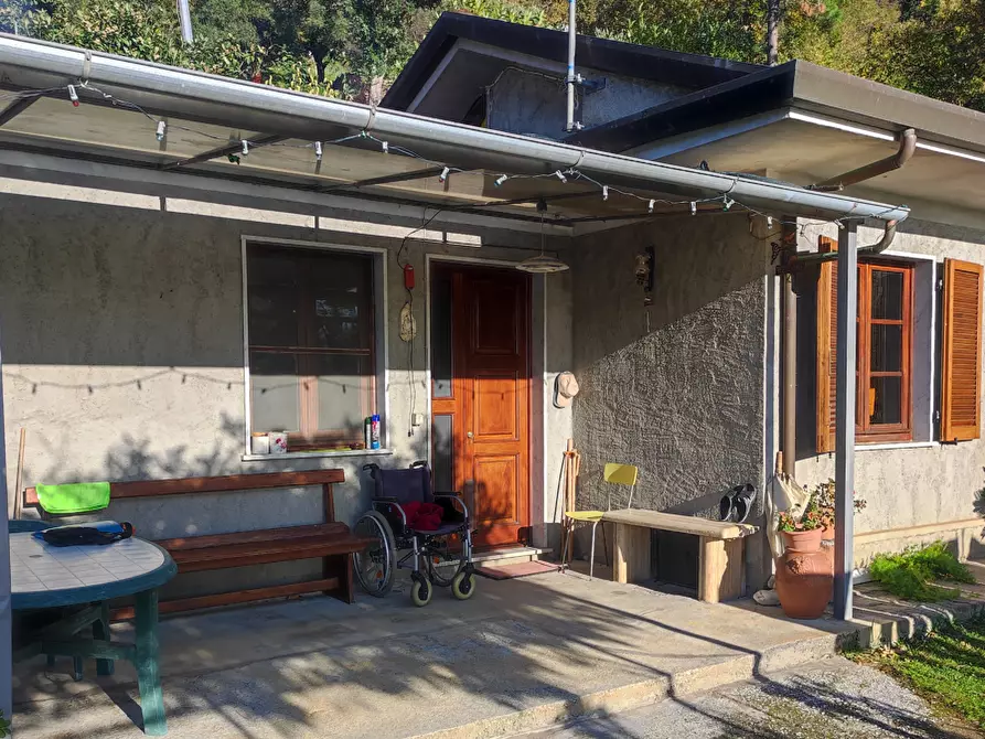 Immagine 21 di Casa indipendente in vendita  a Pietrasanta
