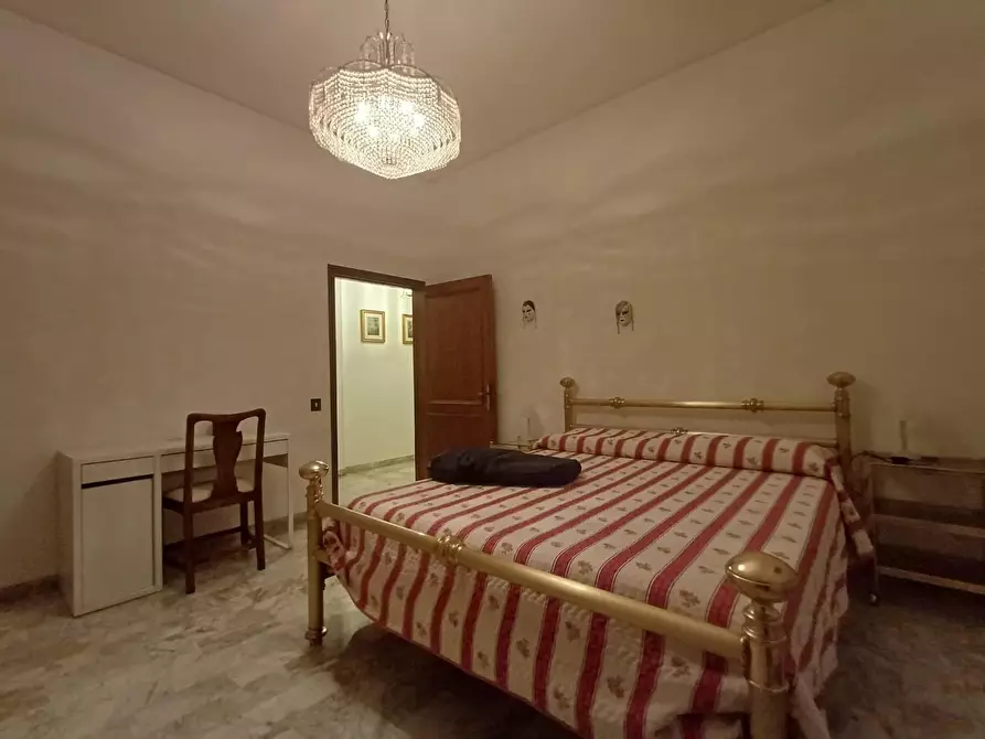 Immagine 9 di Appartamento in affitto  a Siena