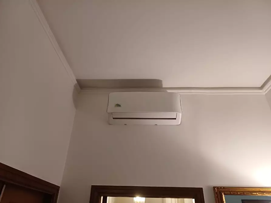 Immagine 8 di Appartamento in affitto  a Siena