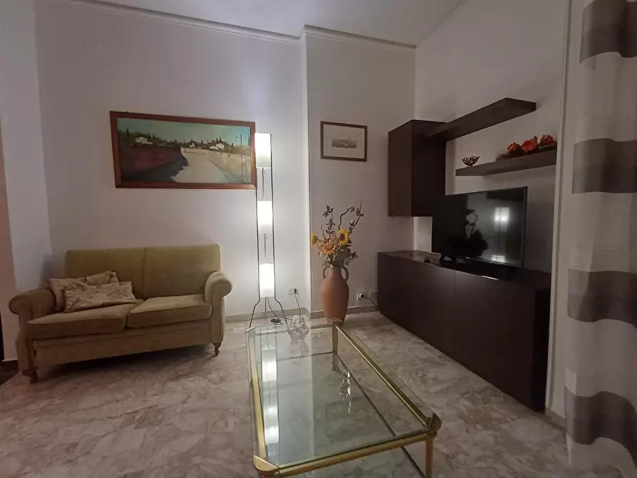 Immagine 2 di Appartamento in affitto  a Siena