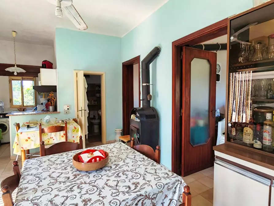 Immagine 6 di Villa in vendita  a Lecce