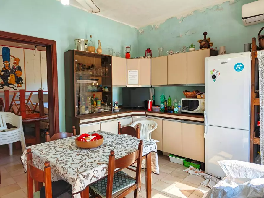 Immagine 5 di Villa in vendita  a Lecce