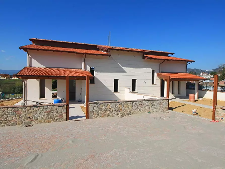 Immagine 17 di Casa bifamiliare in vendita  a Vinci