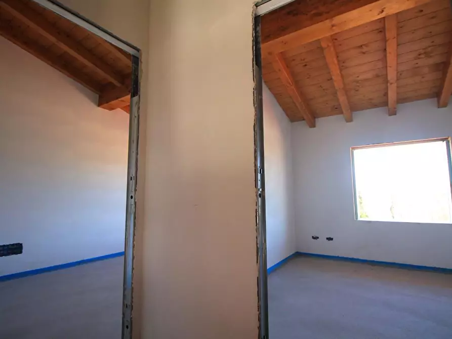 Immagine 15 di Casa bifamiliare in vendita  a Vinci