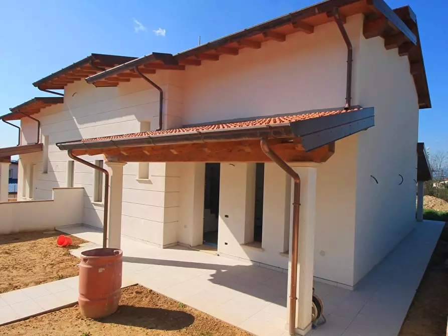 Immagine 21 di Casa bifamiliare in vendita  a Vinci