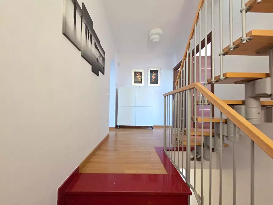 Immagine 7 di Villetta a schiera in vendita  a Cascina