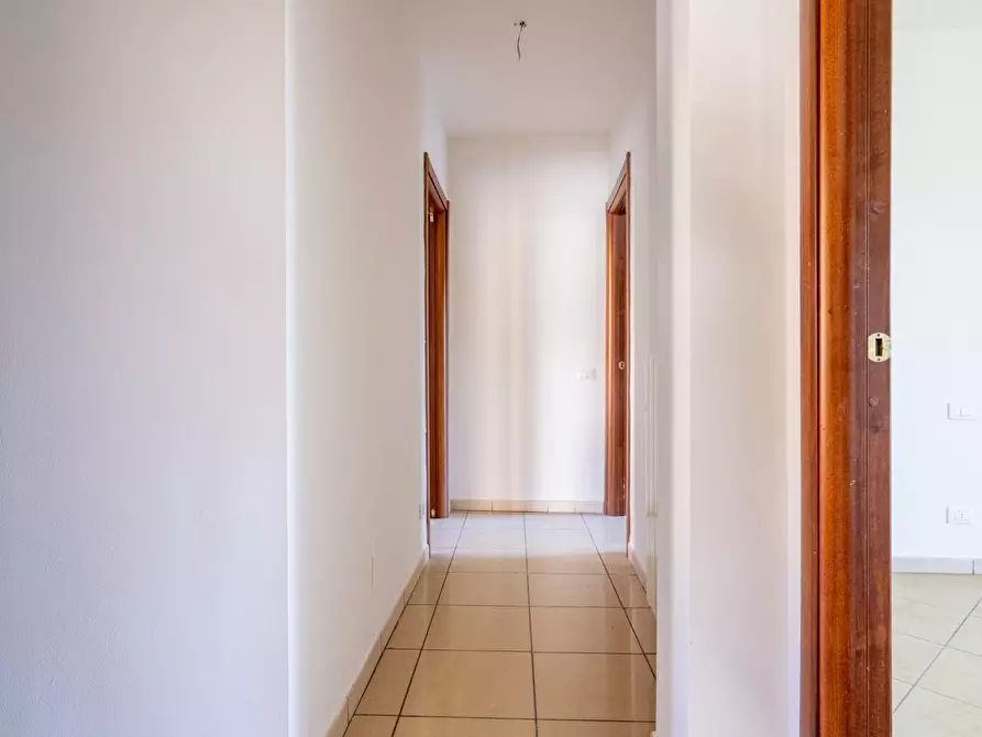 Immagine 8 di Appartamento in vendita  a Cascina
