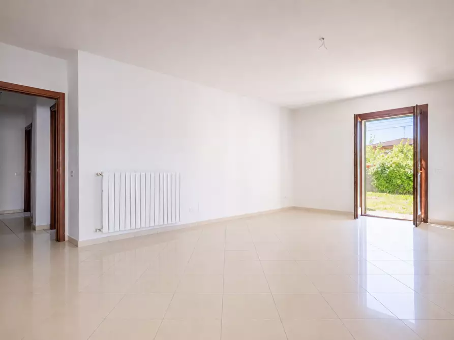 Immagine 1 di Appartamento in vendita  a Cascina