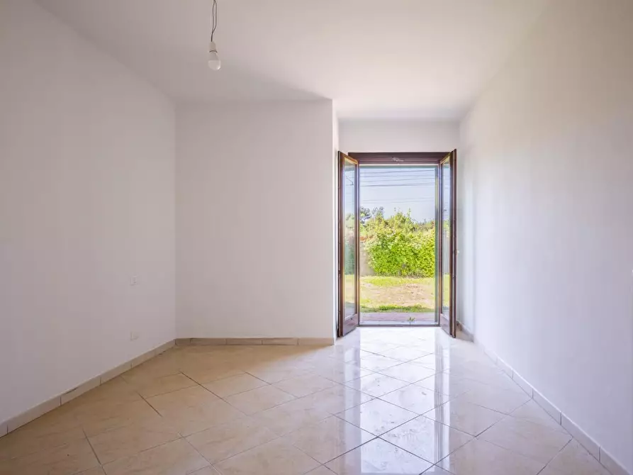 Immagine 11 di Appartamento in vendita  a Cascina