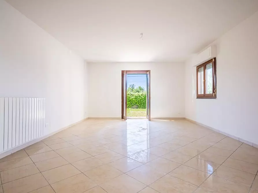 Immagine 1 di Appartamento in vendita  a Cascina