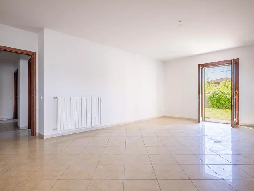 Immagine 4 di Appartamento in vendita  a Cascina