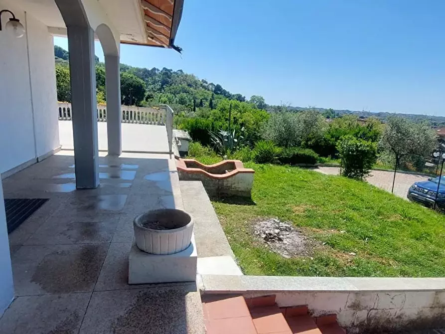 Immagine 52 di Casa indipendente in vendita  a Carrara