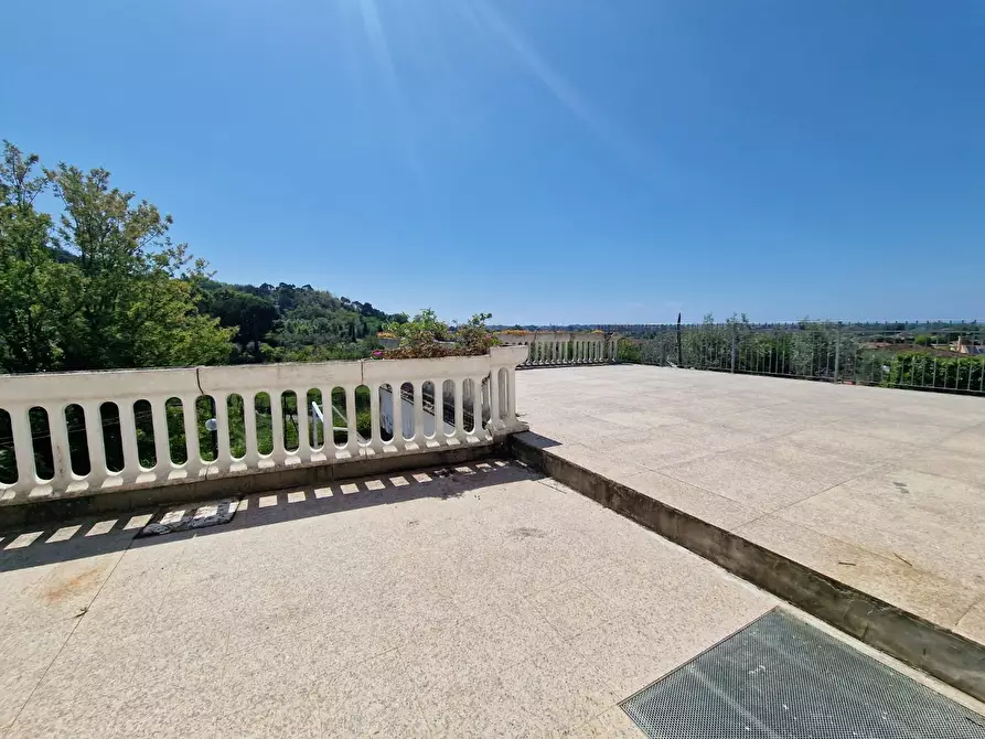 Immagine 20 di Casa indipendente in vendita  a Carrara