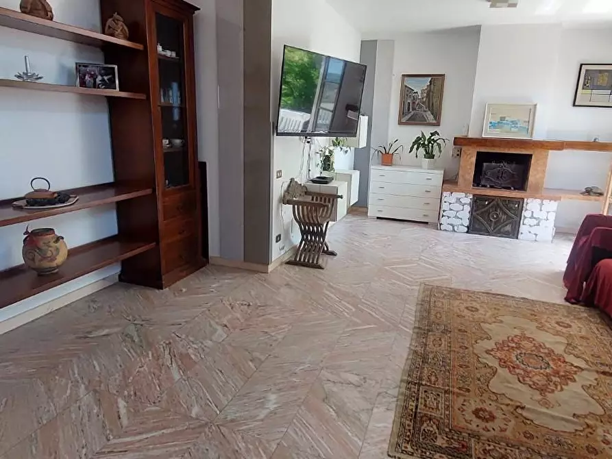Immagine 21 di Casa indipendente in vendita  a Carrara