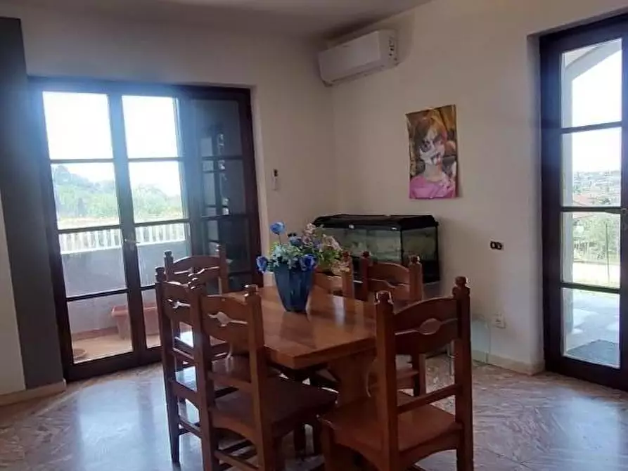 Immagine 13 di Casa indipendente in vendita  a Carrara