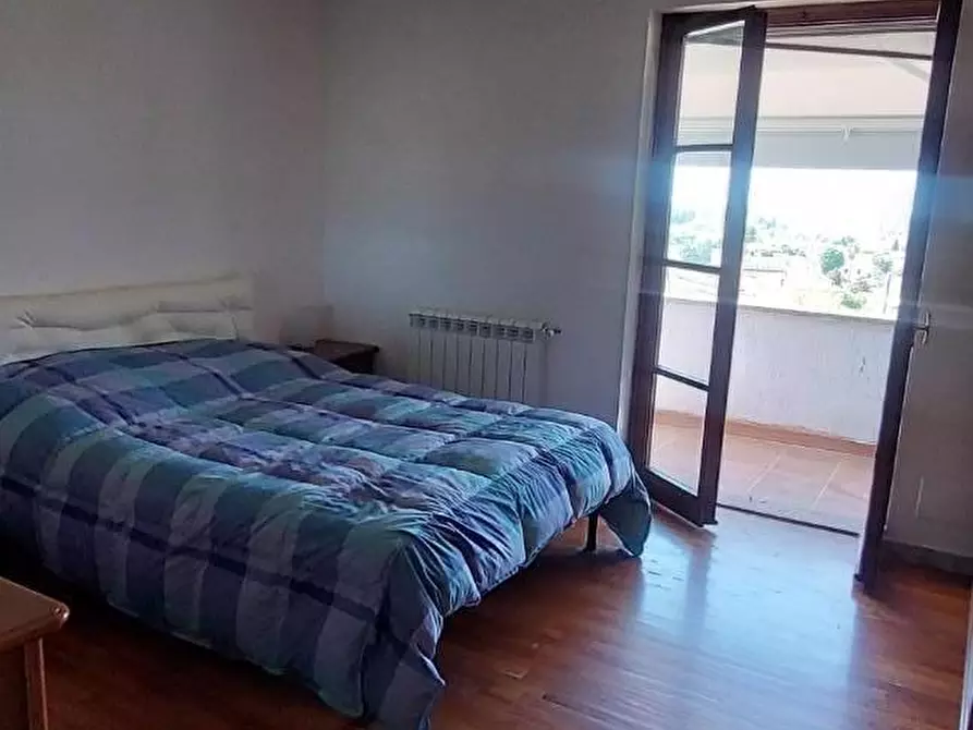 Immagine 39 di Casa indipendente in vendita  a Carrara