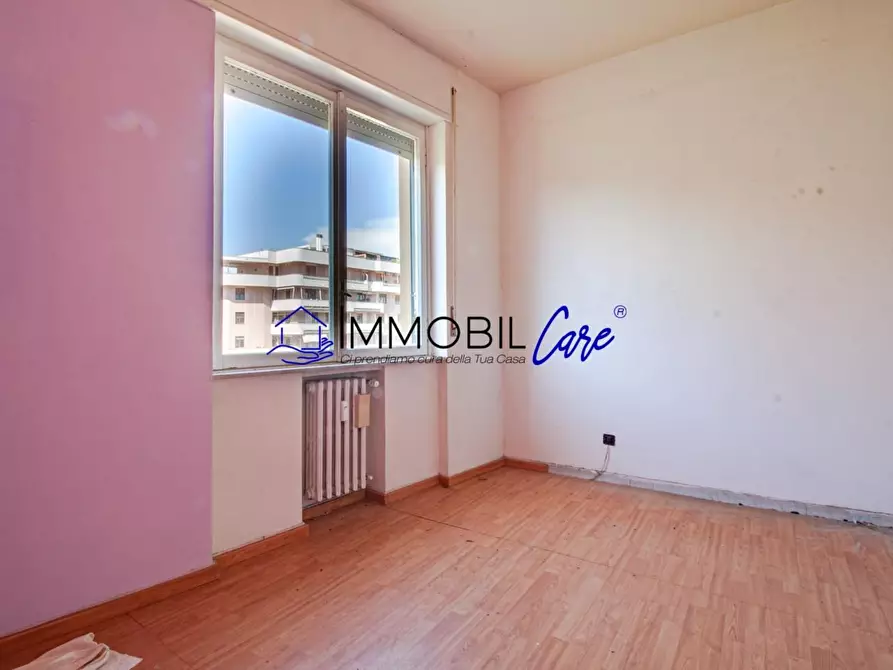 Immagine 15 di Appartamento in vendita  a Livorno
