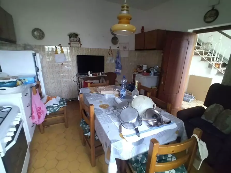 Immagine 4 di Casa indipendente in vendita  a Ortonovo