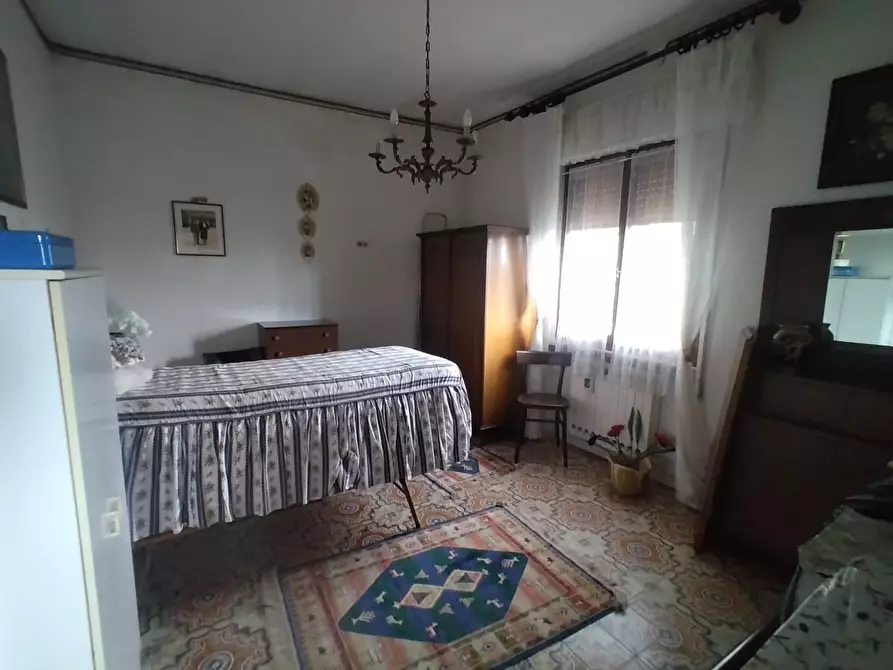 Immagine 15 di Casa indipendente in vendita  a Ortonovo