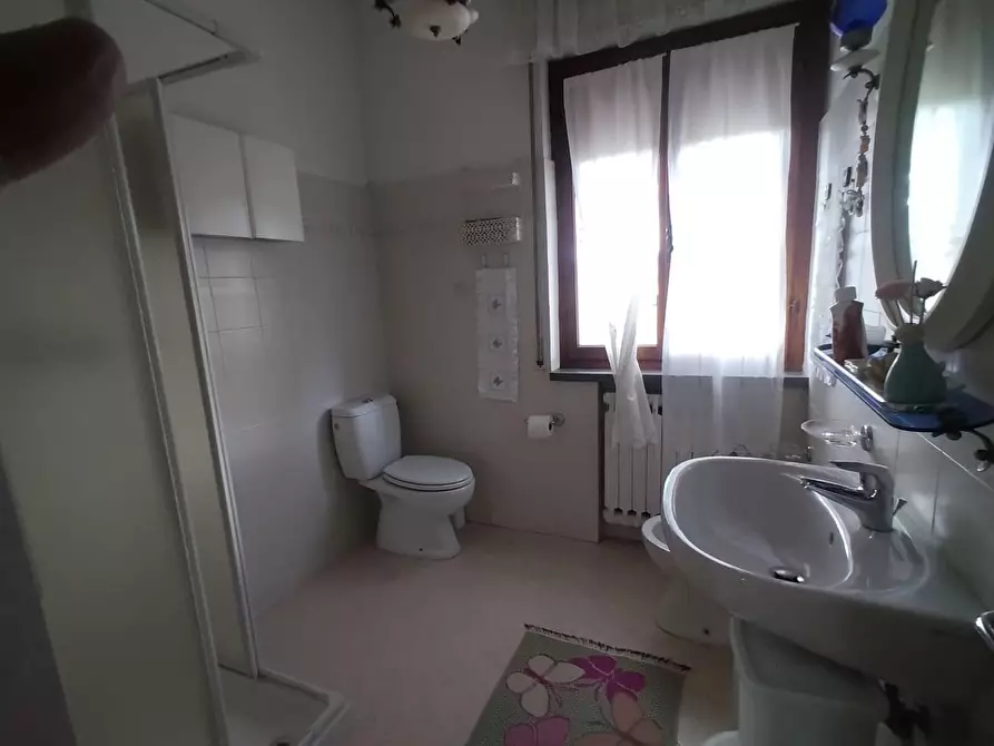 Immagine 16 di Casa indipendente in vendita  a Ortonovo