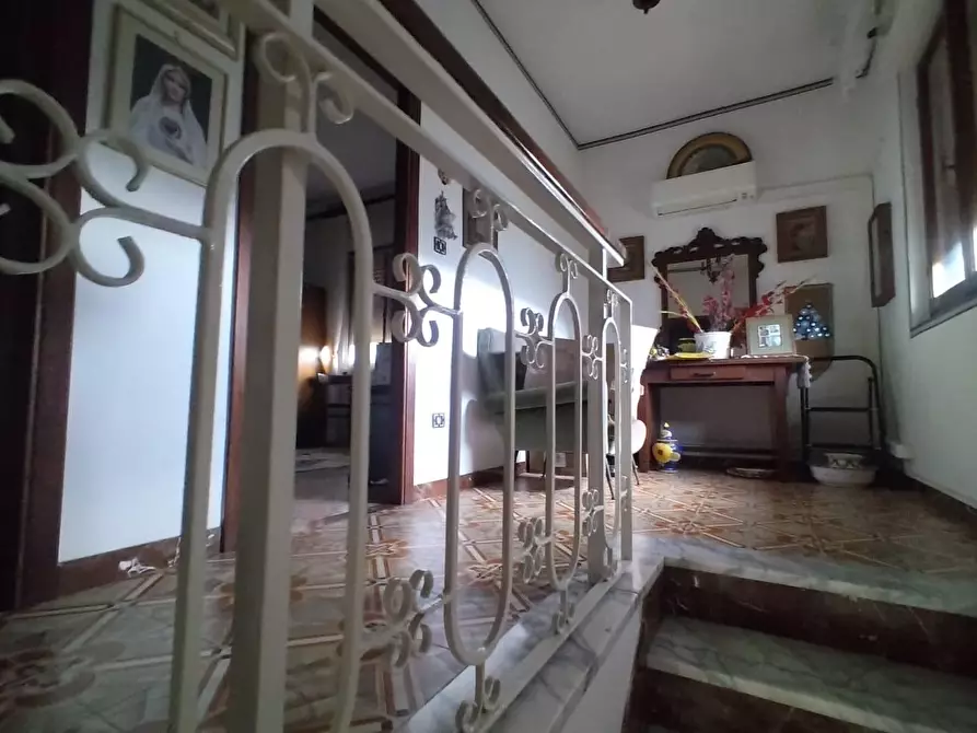 Immagine 14 di Casa indipendente in vendita  a Ortonovo