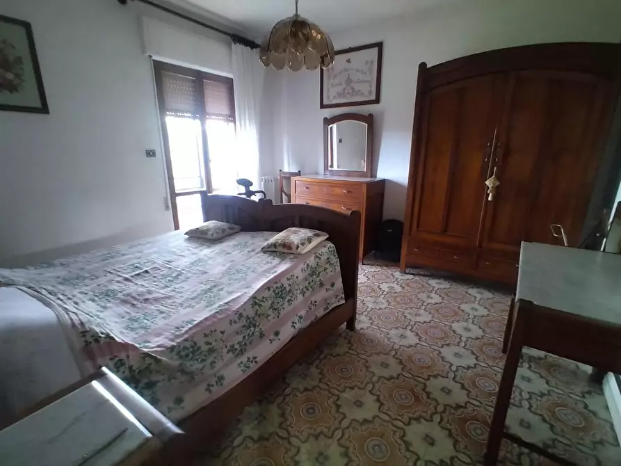 Immagine 12 di Casa indipendente in vendita  a Ortonovo