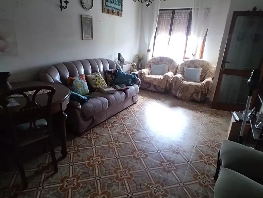 Immagine 11 di Casa indipendente in vendita  a Ortonovo