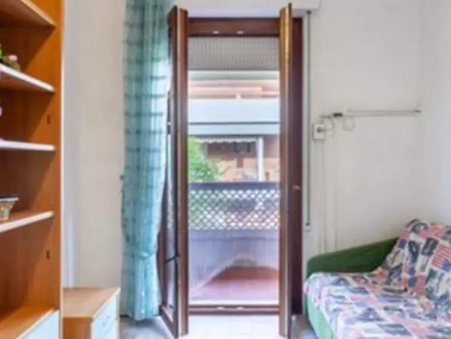 Immagine 3 di Appartamento in affitto  a Carrara