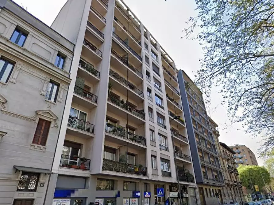 Immagine 2 di Appartamento in vendita  a Milano