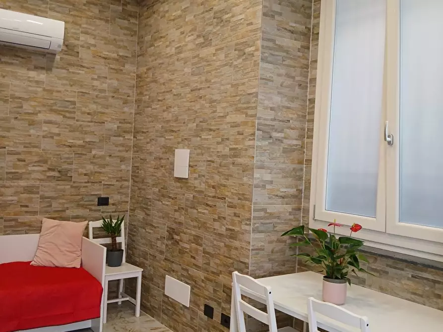 Immagine 1 di Appartamento in affitto  a Carrara