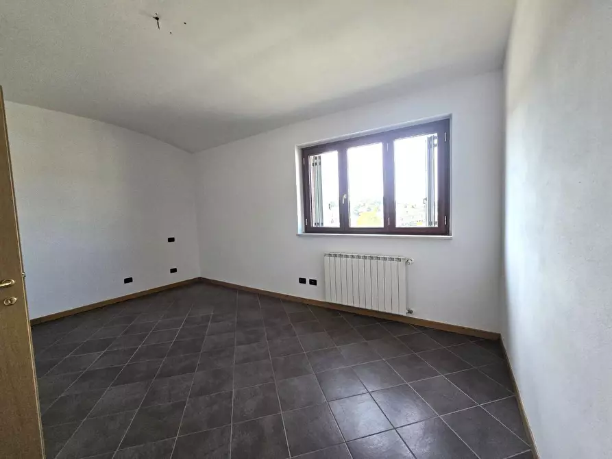 Immagine 8 di Mansarda in vendita  a Colle Di Val D'elsa