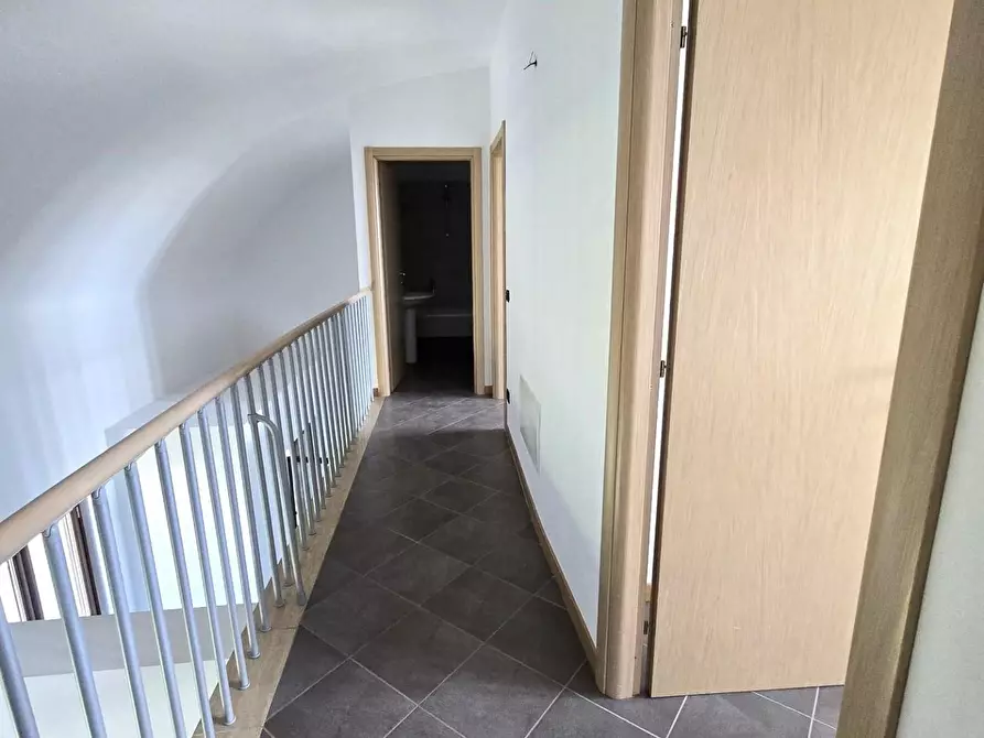 Immagine 3 di Mansarda in vendita  a Colle Di Val D'elsa