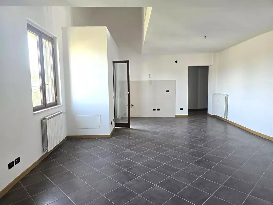 Immagine 7 di Mansarda in vendita  a Colle Di Val D'elsa