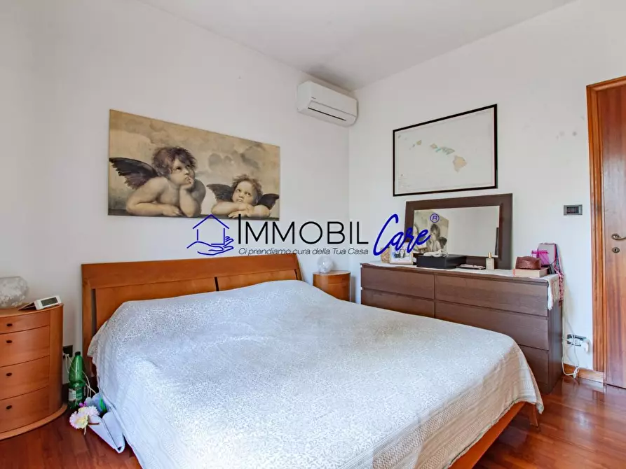 Immagine 25 di Appartamento in vendita  a Livorno