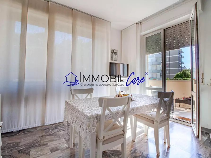 Immagine 8 di Appartamento in vendita  a Livorno