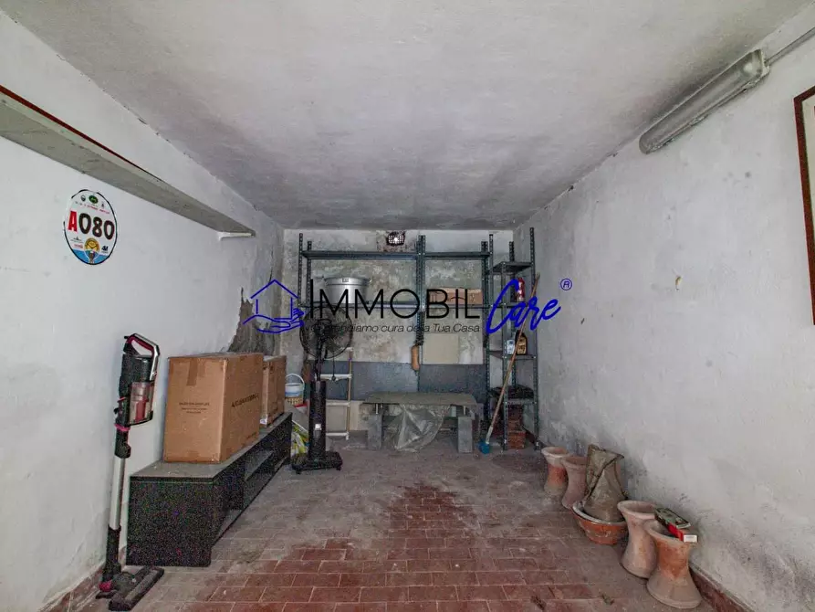 Immagine 34 di Appartamento in vendita  a Livorno