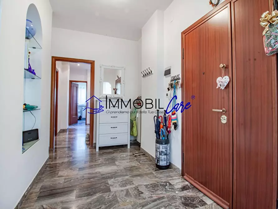 Immagine 22 di Appartamento in vendita  a Livorno