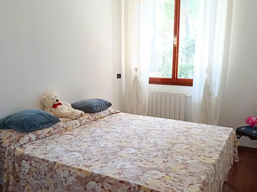 Immagine 22 di Villa in vendita  a Livorno