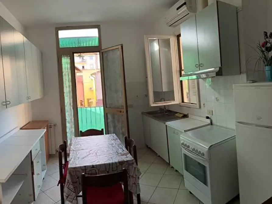 Immagine 5 di Appartamento in vendita  a Pisa