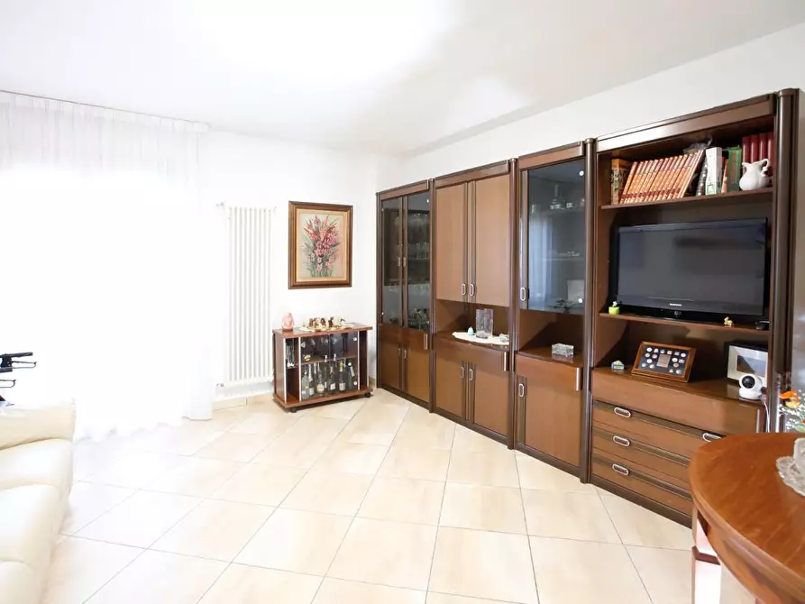 Immagine 19 di Appartamento in vendita  a Collesalvetti