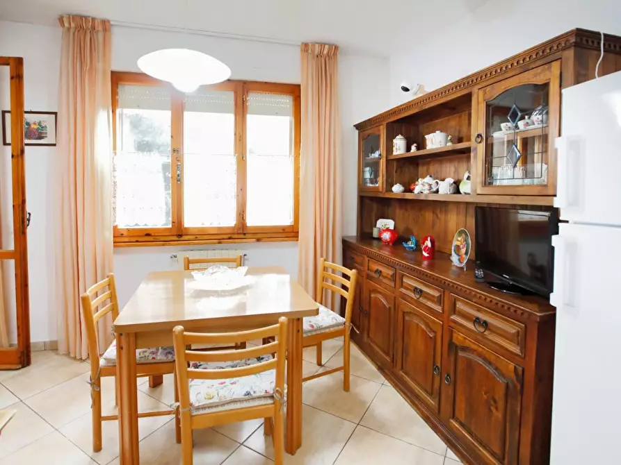 Immagine 4 di Appartamento in vendita  a Collesalvetti