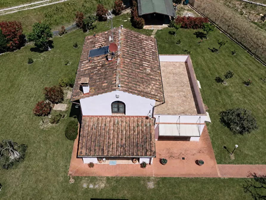 Immagine 27 di Deposito in vendita  a Castelfiorentino