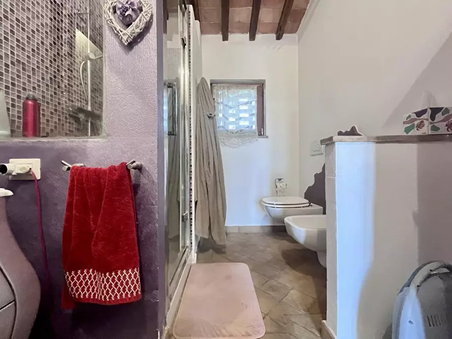 Immagine 16 di Deposito in vendita  a Castelfiorentino