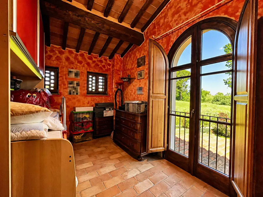 Immagine 19 di Deposito in vendita  a Castelfiorentino