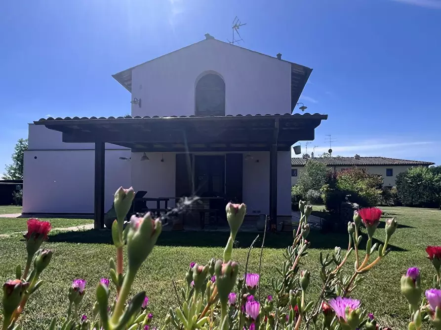 Immagine 5 di Deposito in vendita  a Castelfiorentino