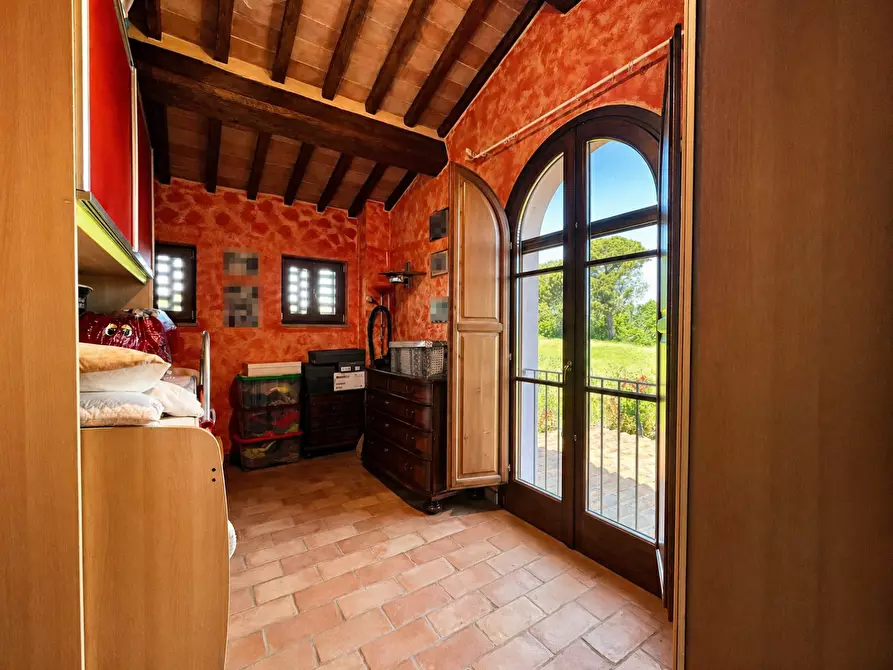 Immagine 18 di Deposito in vendita  a Castelfiorentino