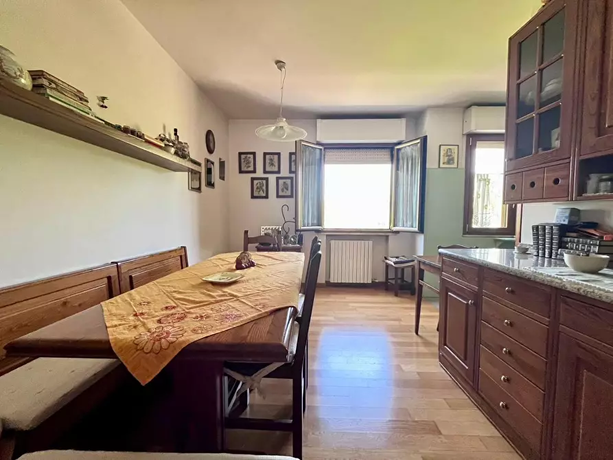 Immagine 4 di Appartamento in vendita  a Empoli