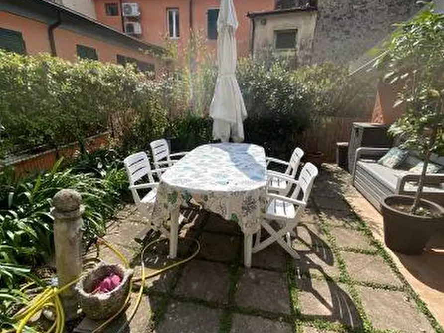 Immagine 12 di Appartamento in vendita  a Lerici
